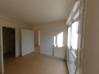 Louer Appartement 33 m2 Saint-amand-montrond