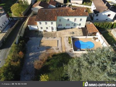 For sale 9 rooms 302 m2 Charente (16140) photo 0