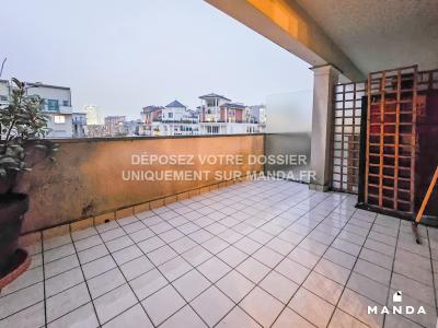 For rent Courbevoie 3 rooms 63 m2 Hauts de Seine (92400) photo 0