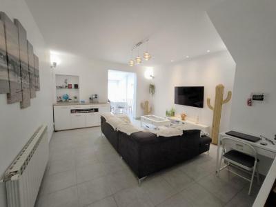 For sale Saint-paul-les-dax 4 rooms 101 m2 Landes (40990) photo 1