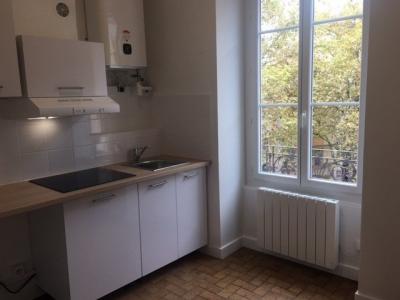 For rent Lyon-3eme-arrondissement 1 room 35 m2 Rhone (69003) photo 1