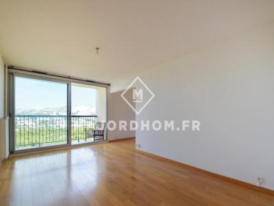 For sale Marseille-8eme-arrondissement 4 rooms 98 m2 Bouches du Rhone (13008) photo 0