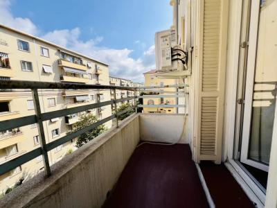 For sale Nice CENTRE VILLE 4 rooms 72 m2 Alpes Maritimes (06000) photo 3