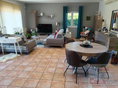 For sale Nivolas-vermelle 6 rooms 123 m2 Isere (38300) photo 2