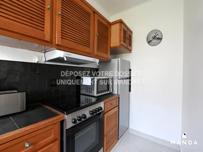 For rent Neuilly-sur-seine 1 room 24 m2 Hauts de Seine (92200) photo 4