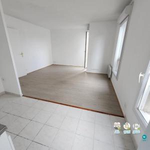 For rent Pantin 2 rooms 47 m2 Seine saint denis (93500) photo 2