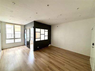 For rent Paris-9eme-arrondissement 28 m2 Paris (75009) photo 0