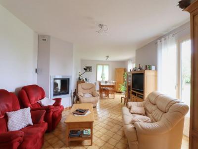 For sale Mazieres-en-gatine 4 rooms 107 m2 Deux sevres (79310) photo 2