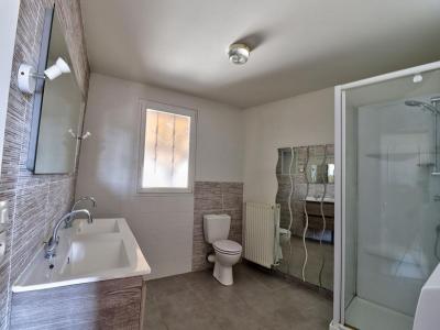 For sale Champdeniers-saint-denis 5 rooms 139 m2 Deux sevres (79220) photo 3