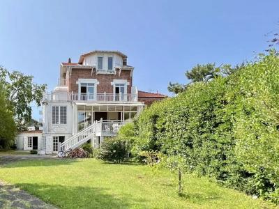 For sale Arcachon 10 rooms 510 m2 Gironde (33120) photo 0