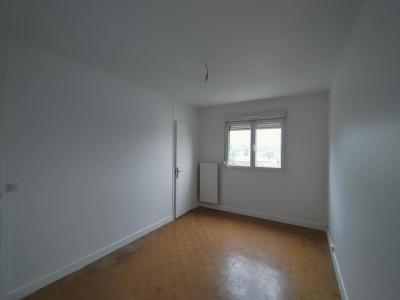 For sale Saint-just-en-chaussee 3 rooms 51 m2 Oise (60130) photo 4