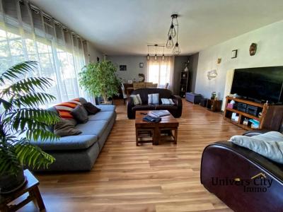 For sale Mauves-sur-loire 5 rooms 125 m2 Loire atlantique (44470) photo 0