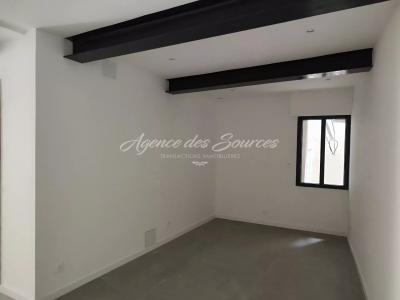 Louer Commerce 45 m2 Barjols