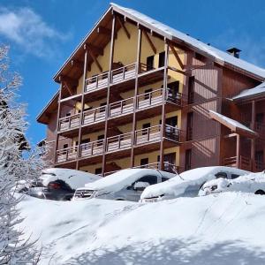 For sale Risoul 4 rooms 56 m2 Hautes alpes (05600) photo 0