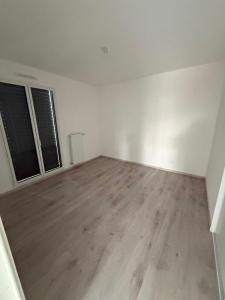 For rent Villeurbanne 3 rooms 70 m2 Rhone (69100) photo 2