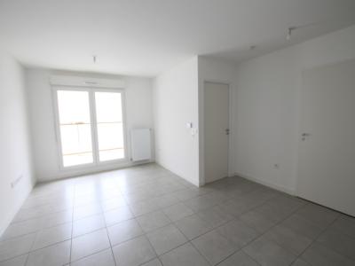 For rent Saint-fons 2 rooms 38 m2 Rhone (69190) photo 1