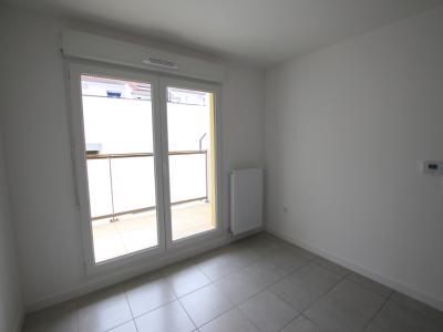 For rent Saint-fons 2 rooms 38 m2 Rhone (69190) photo 4