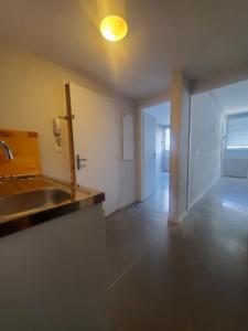 For sale Grenoble 2 rooms 34 m2 Isere (38000) photo 3