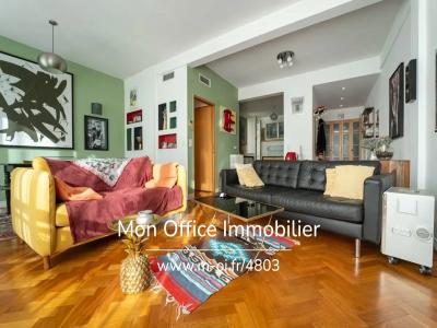 For sale Marseille-2eme-arrondissement 3 rooms 81 m2 Bouches du Rhone (13002) photo 2