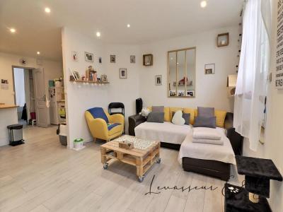 For sale Mouy 2 rooms 46 m2 Oise (60250) photo 0