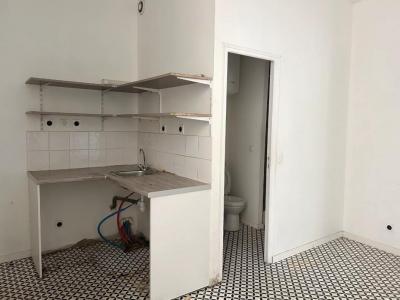 For sale Bordeaux 3 rooms 38 m2 Gironde (33800) photo 2