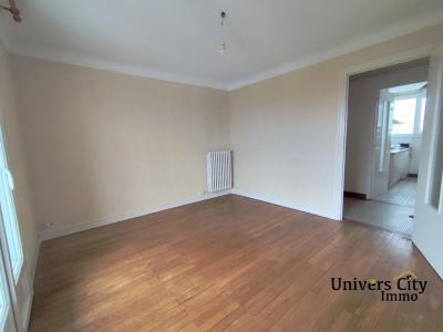 For sale Nantes 3 rooms 52 m2 Loire atlantique (44300) photo 2