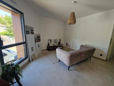 For sale Montpellier 3 rooms 58 m2 Herault (34000) photo 2