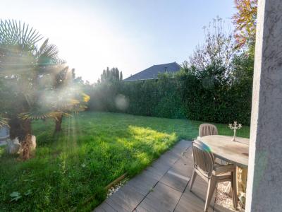 For sale Gaillard 10 rooms 256 m2 Haute savoie (74240) photo 2