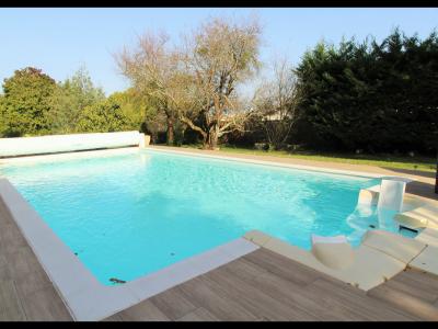 For sale Bordeaux 16 rooms 460 m2 Gironde (33000) photo 2