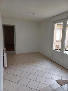 For rent Ham 4 rooms 73 m2 Somme (80400) photo 3