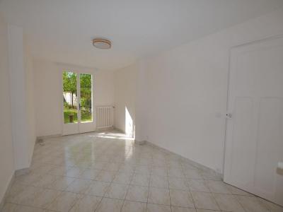 For sale Sainte-genevieve-des-bois 6 rooms 115 m2 Essonne (91700) photo 1