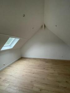 For rent Puiseux-le-hauberger 4 rooms 87 m2 Oise (60540) photo 4