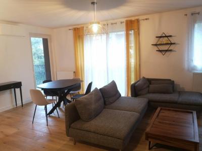 For rent Bordeaux 3 rooms 63 m2 Gironde (33300) photo 0