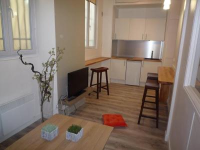 For rent Paris-19eme-arrondissement 2 rooms 26 m2 Paris (75019) photo 1