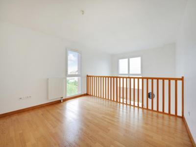 For sale Lieusaint 4 rooms 79 m2 Seine et marne (77127) photo 2