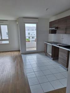 For sale Corbeil-essonnes 2 rooms 52 m2 Essonne (91100) photo 0