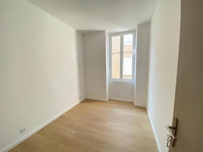 Louer Appartement Nimes Gard