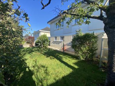 For sale Laval 5 rooms 113 m2 Mayenne (53000) photo 1