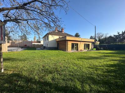 Annonce Vente 9 pices Maison Mozac 63