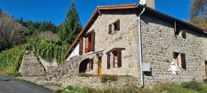 For sale Saint-agreve 4 rooms 85 m2 Ardeche (07320) photo 0