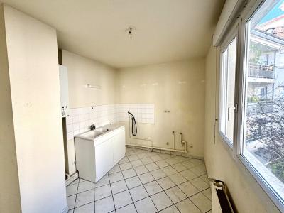 For sale Lyon-3eme-arrondissement 3 rooms 61 m2 Rhone (69003) photo 3