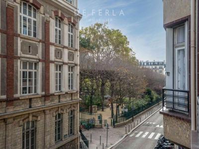 Acheter Appartement Paris-17eme-arrondissement 735000 euros