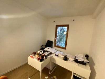 Louer Bureau Paris-10eme-arrondissement 72495 euros