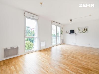 For sale Nanterre 4 rooms 67 m2 Hauts de Seine (92000) photo 1