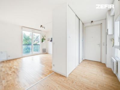 For sale Nanterre 4 rooms 67 m2 Hauts de Seine (92000) photo 4