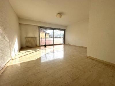 For sale Saint-laurent-du-var 2 rooms 50 m2 Alpes Maritimes (06700) photo 3