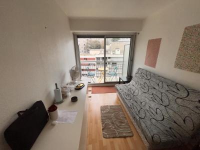 Louer Appartement 14 m2 Paris-19eme-arrondissement