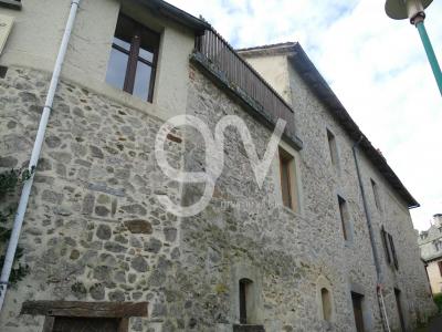 For sale Mourjou 220 m2 Cantal (15340) photo 1