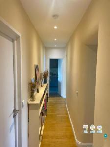 For rent Asnieres-sur-seine 3 rooms 80 m2 Hauts de Seine (92600) photo 2