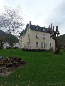 For sale Lourdes 9 rooms 306 m2 Hautes pyrenees (65100) photo 0